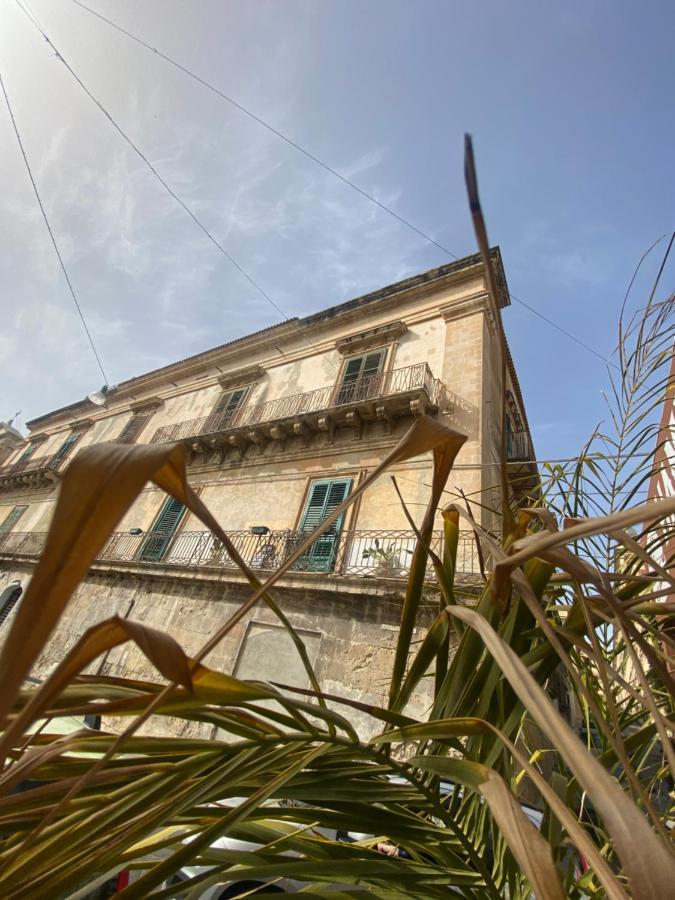 Palazzo Zappata Luxury Room Noto Centro Eksteriør billede