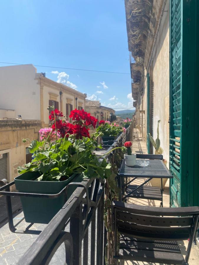 Palazzo Zappata Luxury Room Noto Centro Eksteriør billede